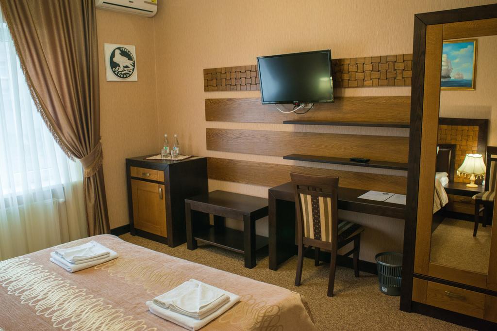 Sapsan Hotel Ternopil Room photo