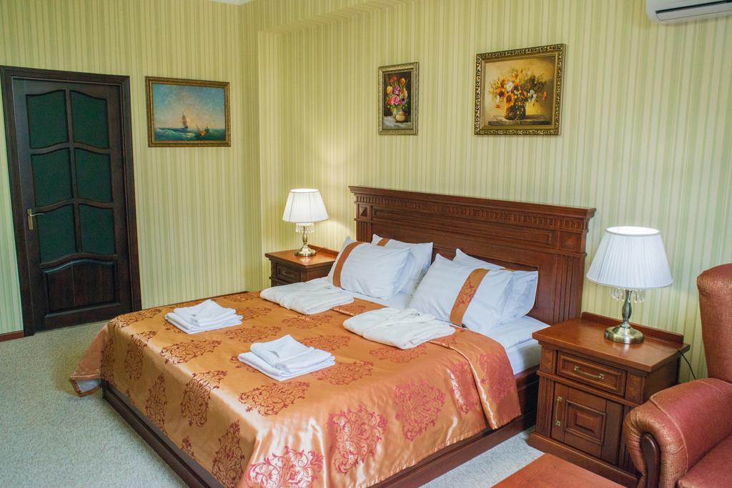 Sapsan Hotel Ternopil Room photo